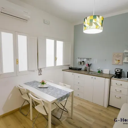 Guest house G-home And