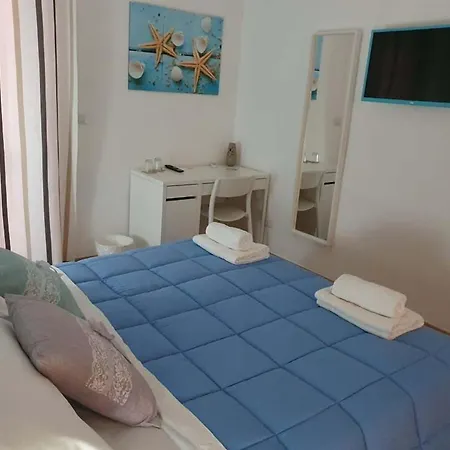 Guest house G-home And Gallipoli