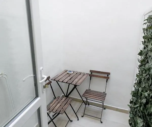 Guest house G-home And Gallipoli