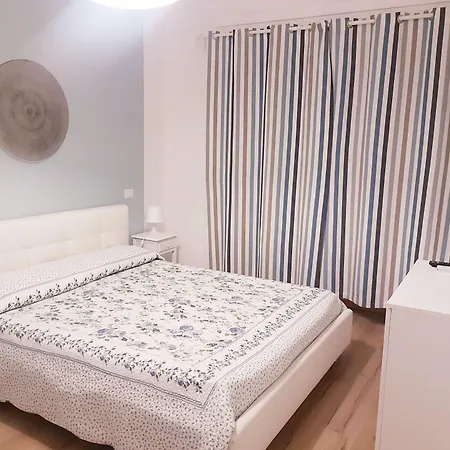 G-home And בית הארחה 3*