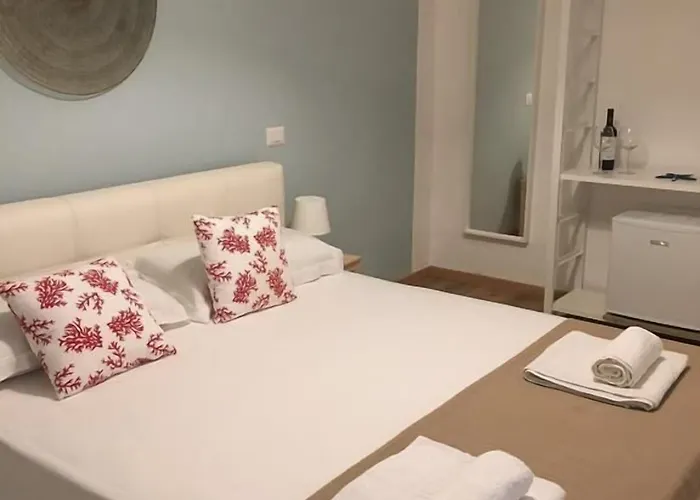 G-home And Гостьовий будинок